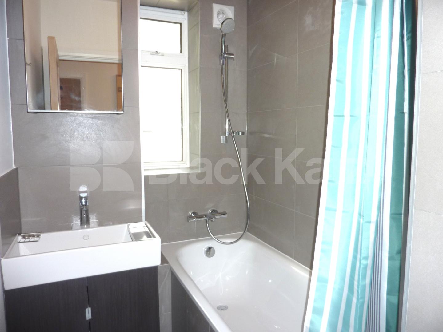 			 NEWLY REFURBISHED 3 BED GOOD FOR 4 SHARERS & AVAIL NOW!, 4 Bedroom, 1 bath, 1 reception Flat			 Hurdwick Place, CAMDEN/MORNINGTON CRESCENT